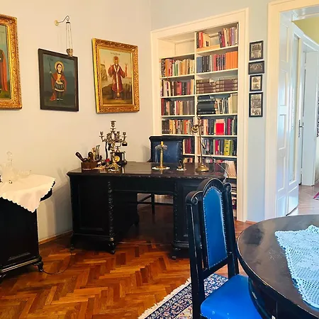 With Parking 3 Bedroom Apartman